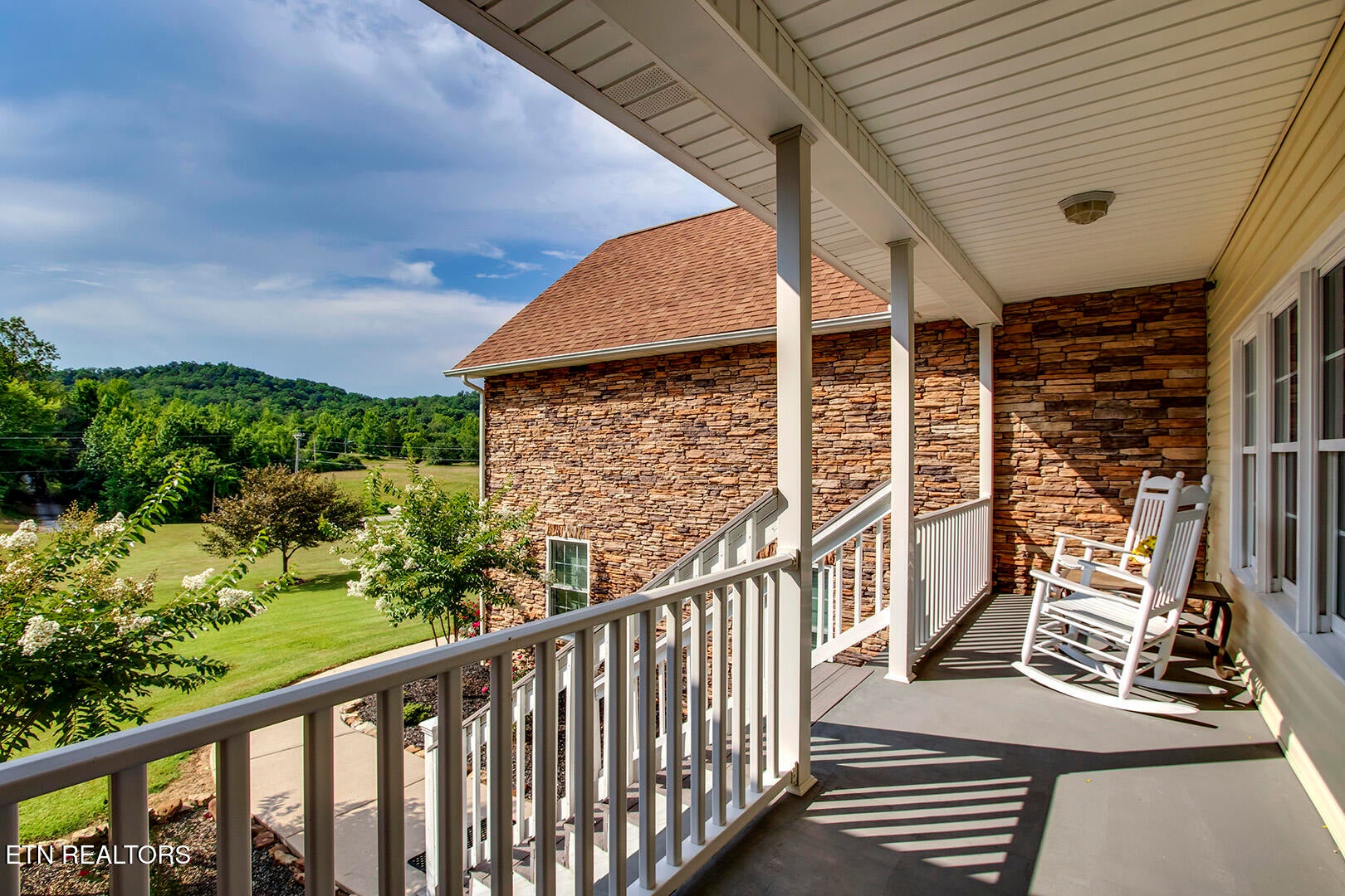 Harriman, Tennessee, 37748, United States, 3 Bedrooms Bedrooms, ,3 BathroomsBathrooms,Residential,For Sale,2011822