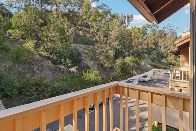 La Jolla, California, 92037, United States, 2 Bedrooms Bedrooms, ,3 BathroomsBathrooms,Residential,For Sale,2001481