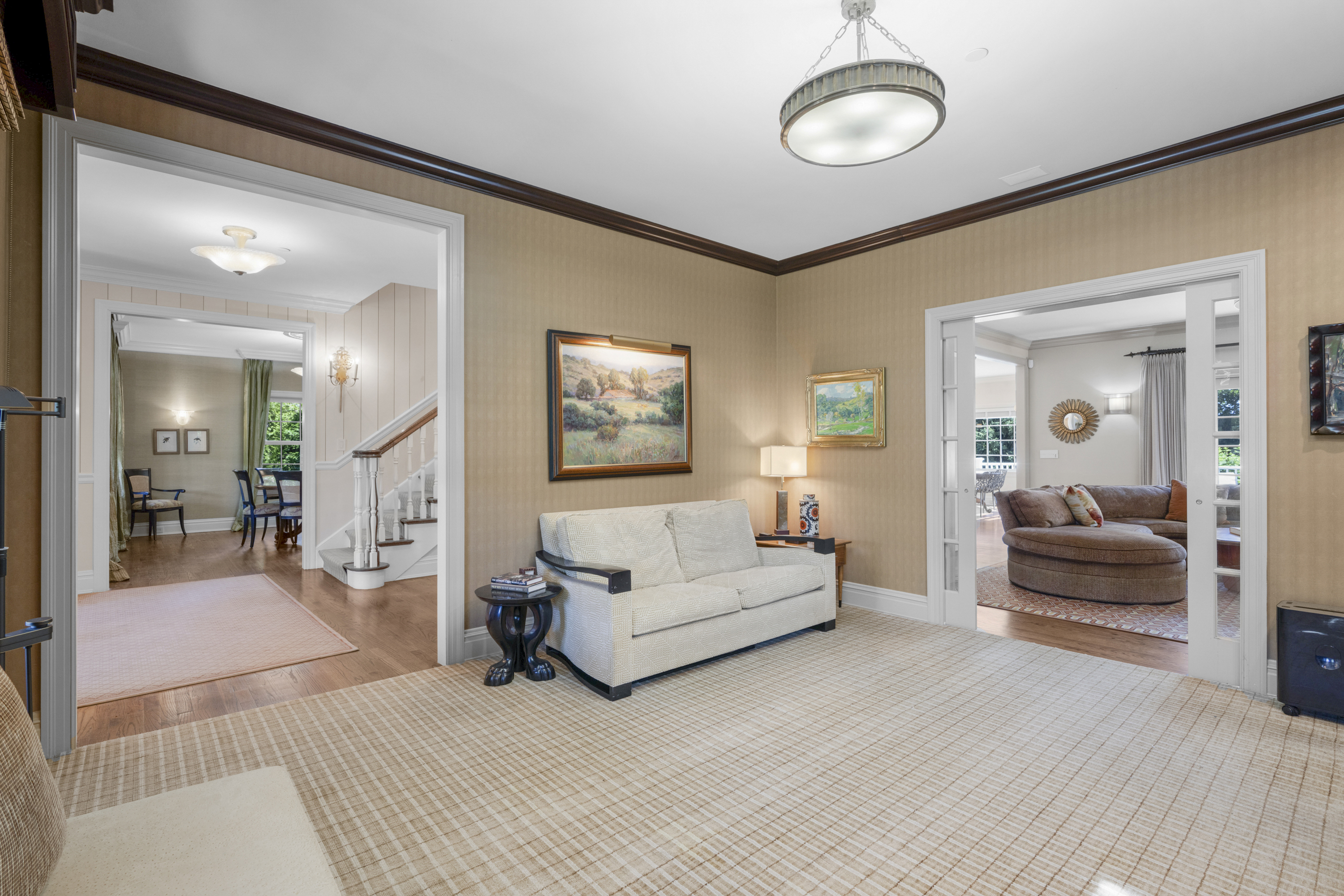  Elegant Larchmont Colonial - 物件實景