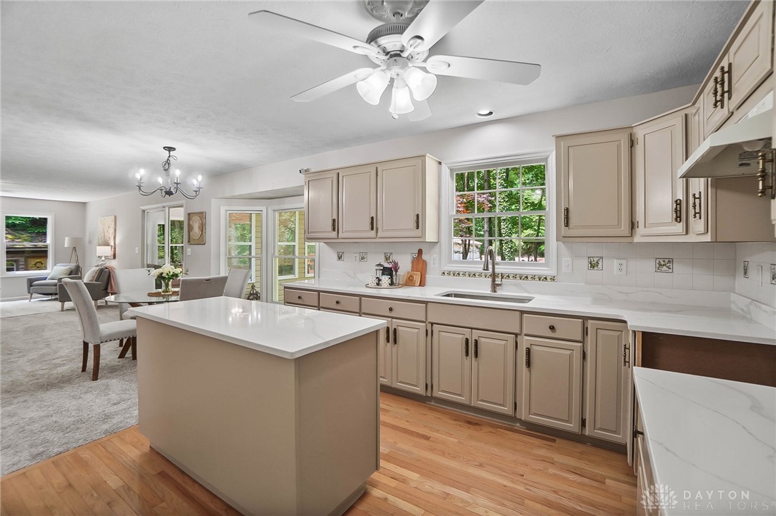 Lebanon, Ohio, 45036, United States, 3 Bedrooms Bedrooms, ,3 BathroomsBathrooms,Residential,For Sale,1848535