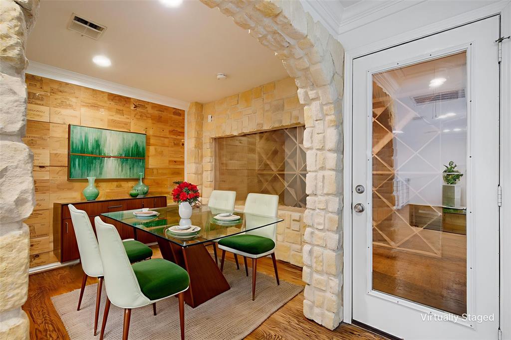 Dallas, Texas, 75235, United States, 3 Bedrooms Bedrooms, ,3 BathroomsBathrooms,Residential,For Sale,1906057