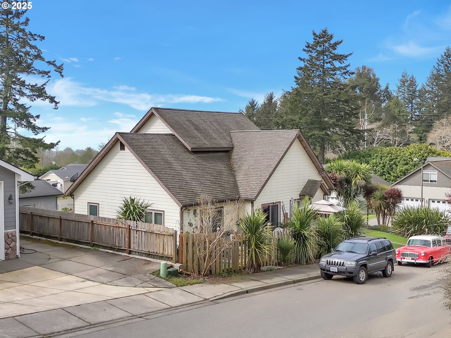 Brookings, Oregon, 97415, United States, 3 Bedrooms Bedrooms, ,3 BathroomsBathrooms,Residential,For Sale,1983879