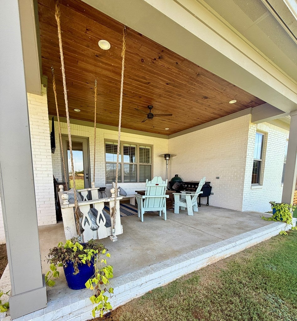 OXFORD, Mississippi, 38655, United States, 4 Bedrooms Bedrooms, ,4 BathroomsBathrooms,Residential,For Sale,1933642