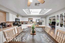 Hemet, California, 92544, United States, 3 Bedrooms Bedrooms, ,2 BathroomsBathrooms,Residential,For Sale,1898694