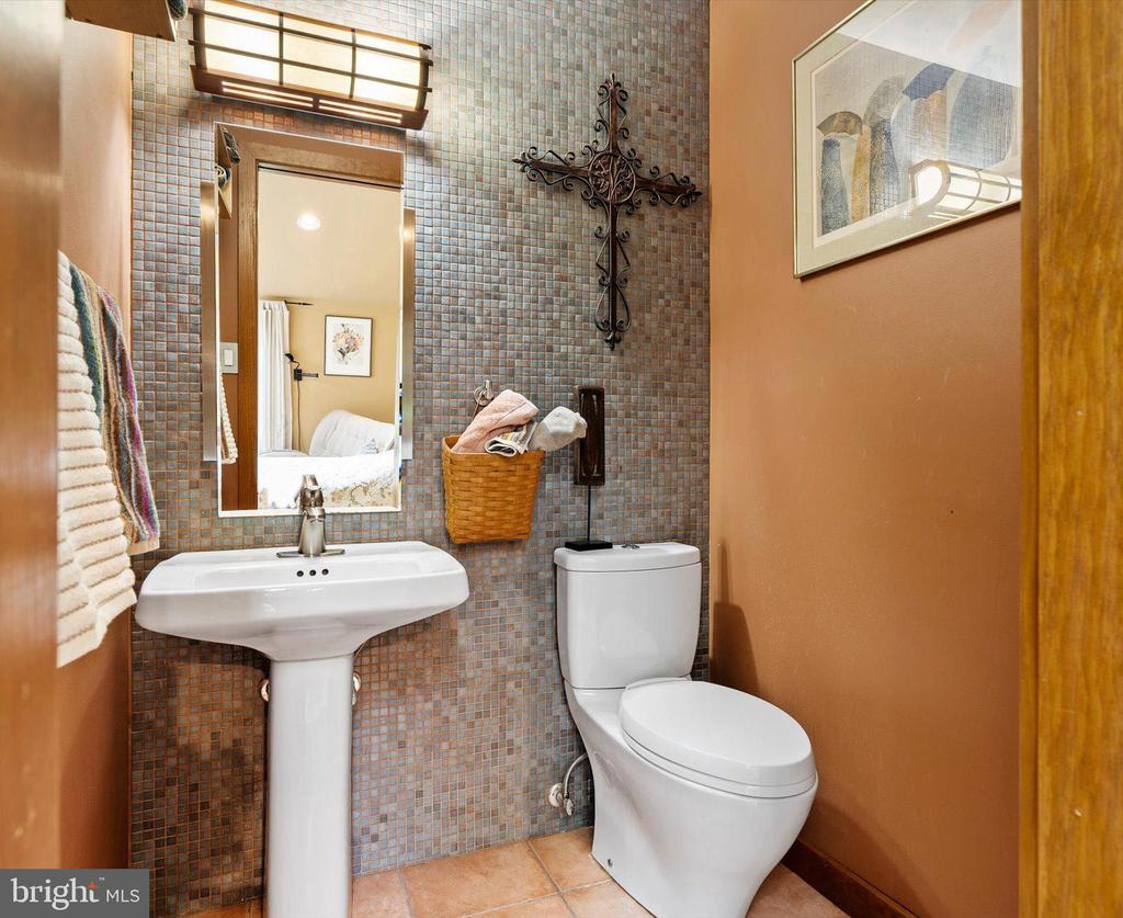 Wrightstown, New Jersey, 08562, United States, 5 Bedrooms Bedrooms, ,4 BathroomsBathrooms,Residential,For Sale,2048850