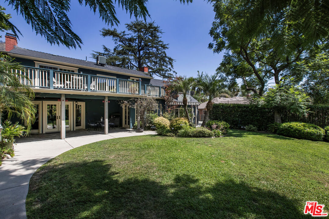 Altadena, California, 91001, United States, 4 Bedrooms Bedrooms, ,4 BathroomsBathrooms,Residential,For Sale,1992160