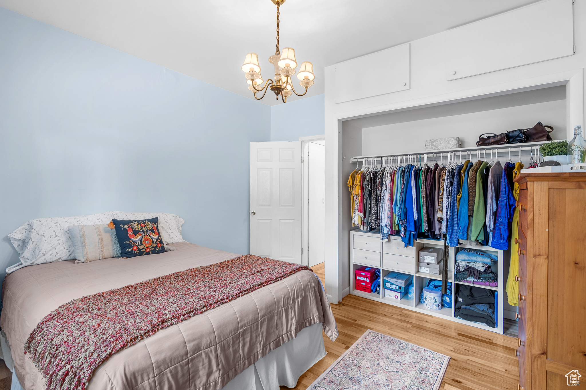 Farmington, Utah, 84025, United States, 4 Bedrooms Bedrooms, ,2 BathroomsBathrooms,Residential,For Sale,1866818