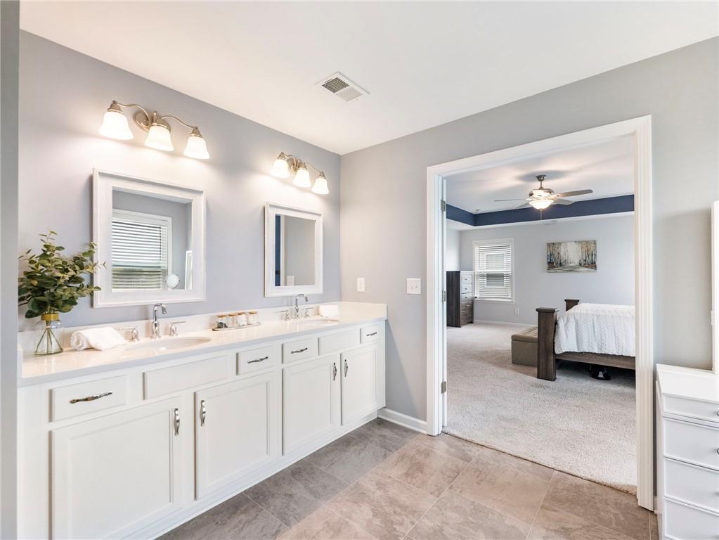 Cumming, Georgia, 30028, United States, 5 Bedrooms Bedrooms, ,3 BathroomsBathrooms,Residential,For Sale,2033115