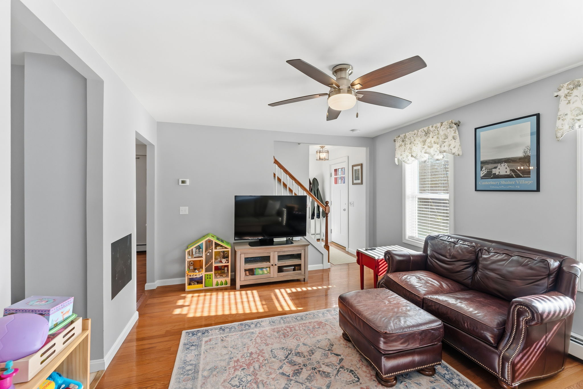 South Kingstown, Rhode Island, 02879, United States, 2 Bedrooms Bedrooms, ,2 BathroomsBathrooms,Residential,For Sale,1994423