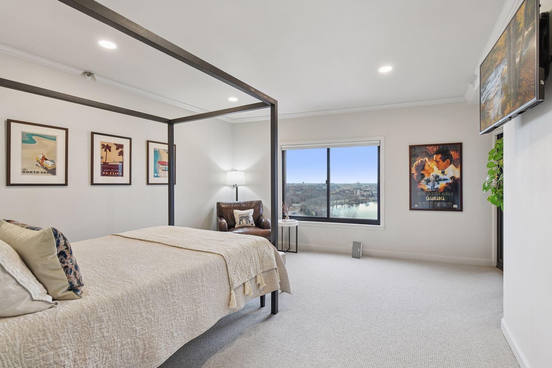 Minneapolis, Minnesota, 55416, United States, 2 Bedrooms Bedrooms, ,1 BathroomBathrooms,Residential,For Sale,1993014