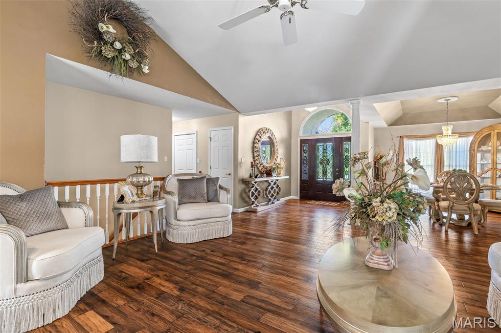Farmington, Missouri, 63640, United States, 3 Bedrooms Bedrooms, ,3 BathroomsBathrooms,Residential,For Sale,1942281