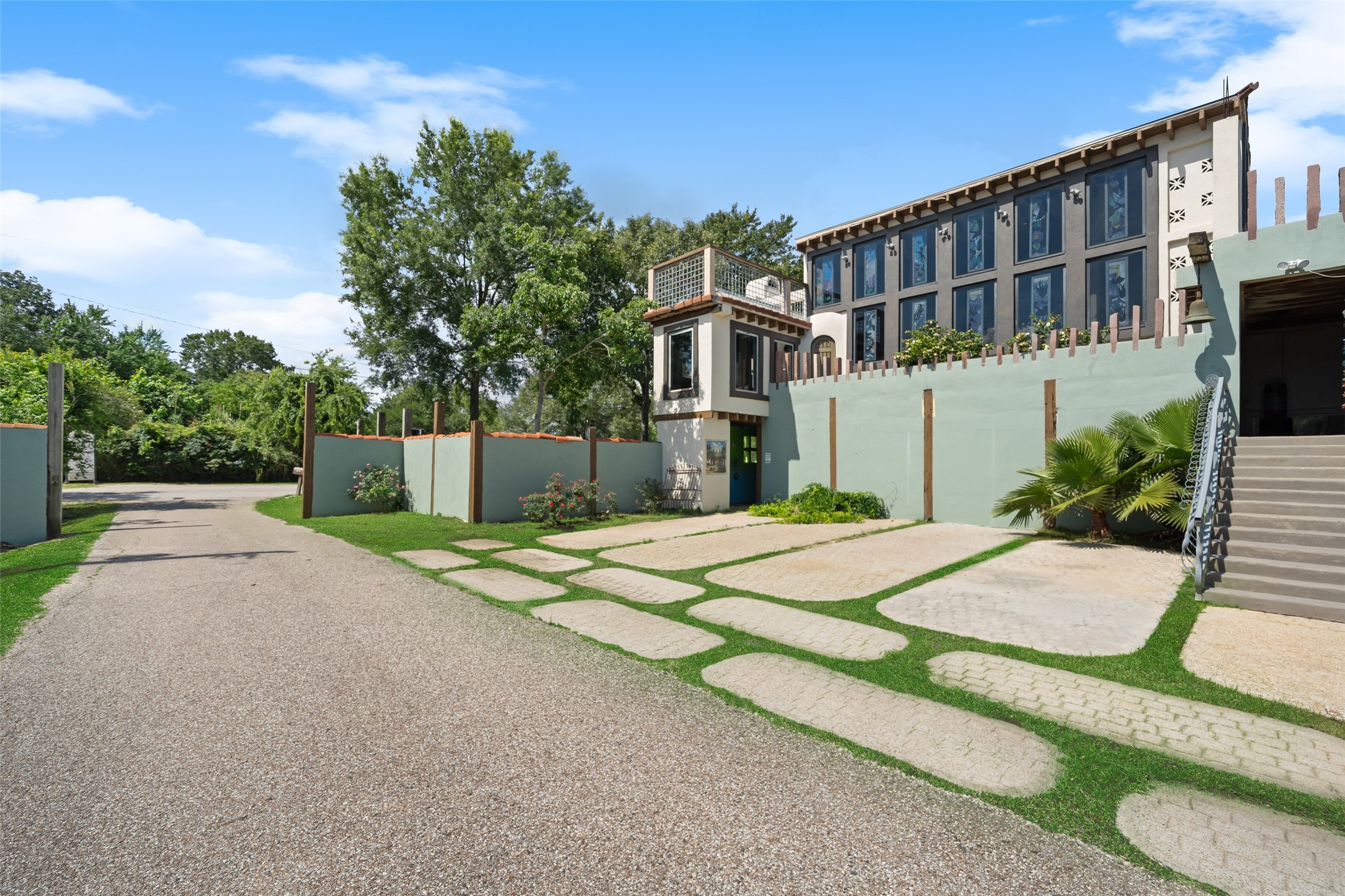  614 Pine Gully Road - 物件實景