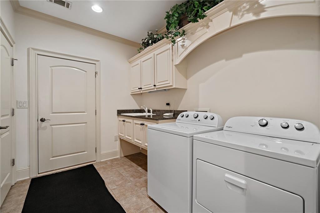 Cumming, Georgia, 30041, United States, 3 Bedrooms Bedrooms, ,2 BathroomsBathrooms,Residential,For Sale,1931073
