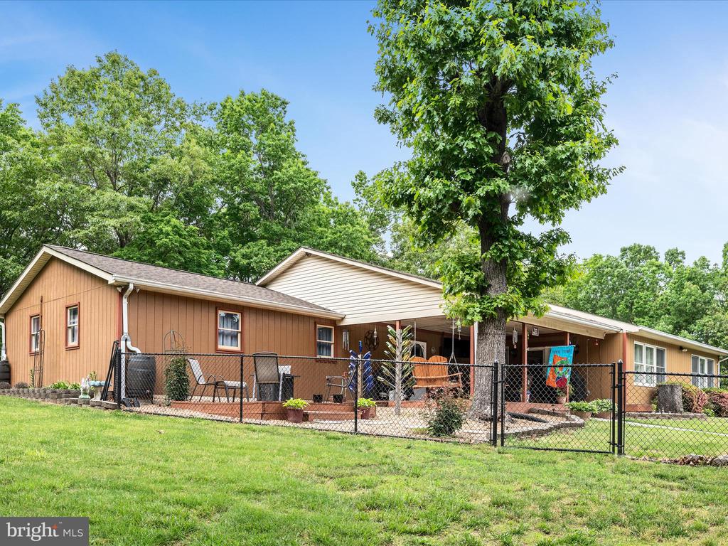 Winchester, Virginia, 22603, United States, 3 Bedrooms Bedrooms, ,3 BathroomsBathrooms,Residential,For Sale,1974619