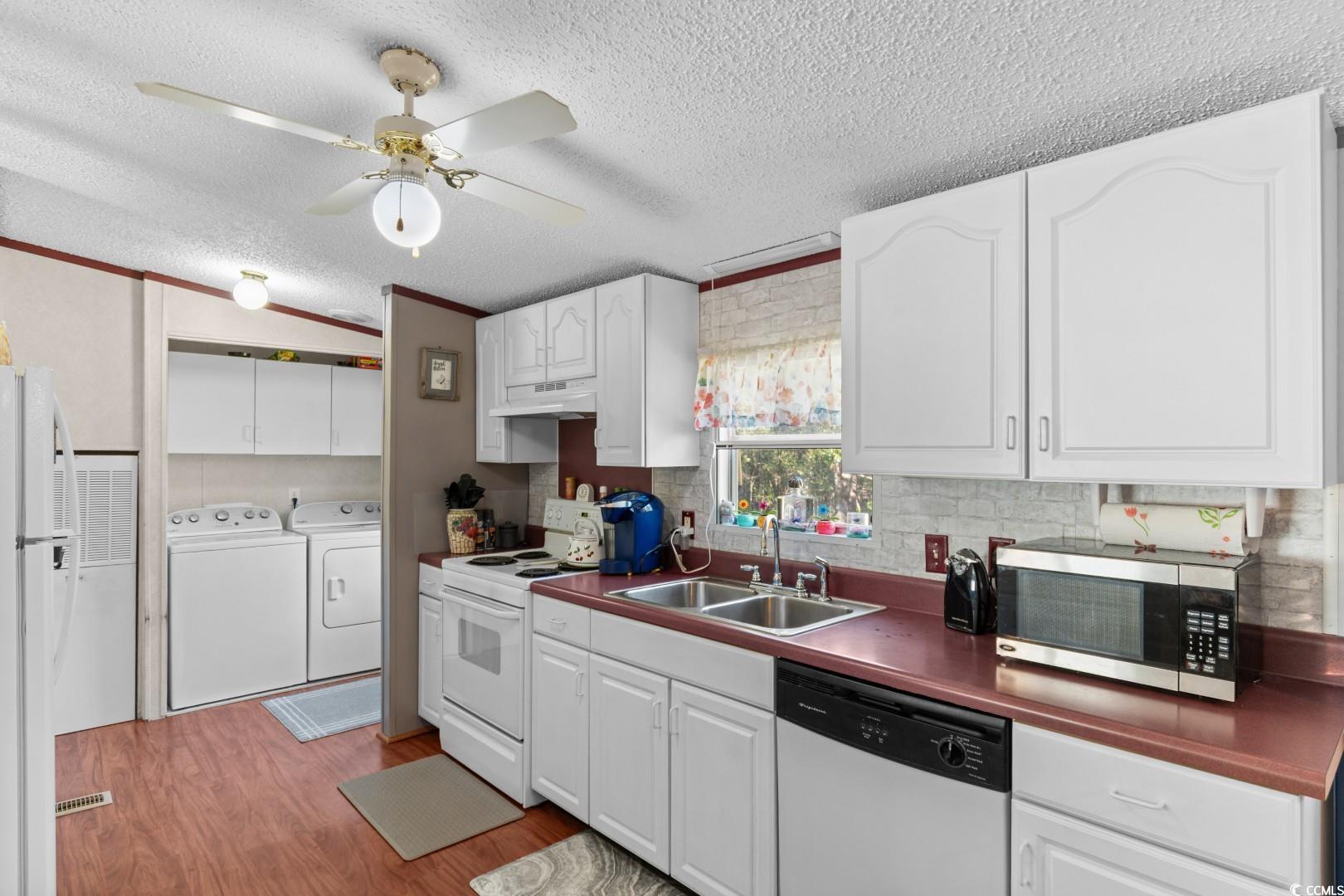 Conway, South Carolina, 29526, United States, 3 Bedrooms Bedrooms, ,2 BathroomsBathrooms,Residential,For Sale,1987051