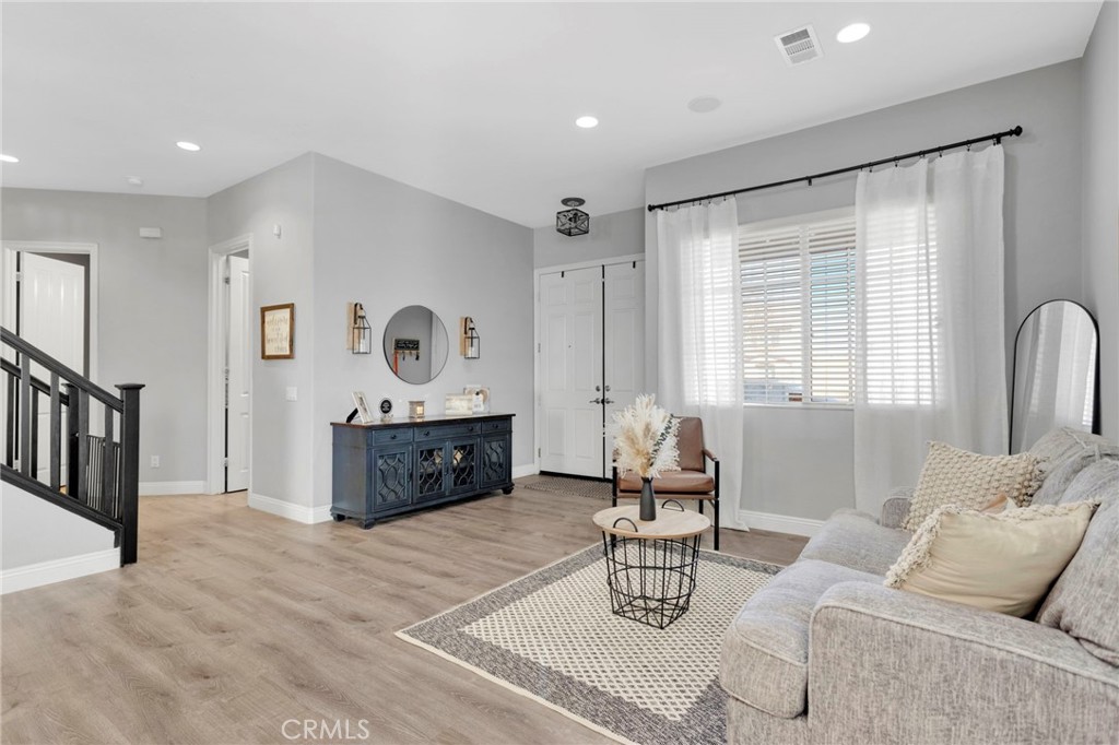 Hesperia, California, 92344, United States, 5 Bedrooms Bedrooms, ,4 BathroomsBathrooms,Residential,For Sale,2010754