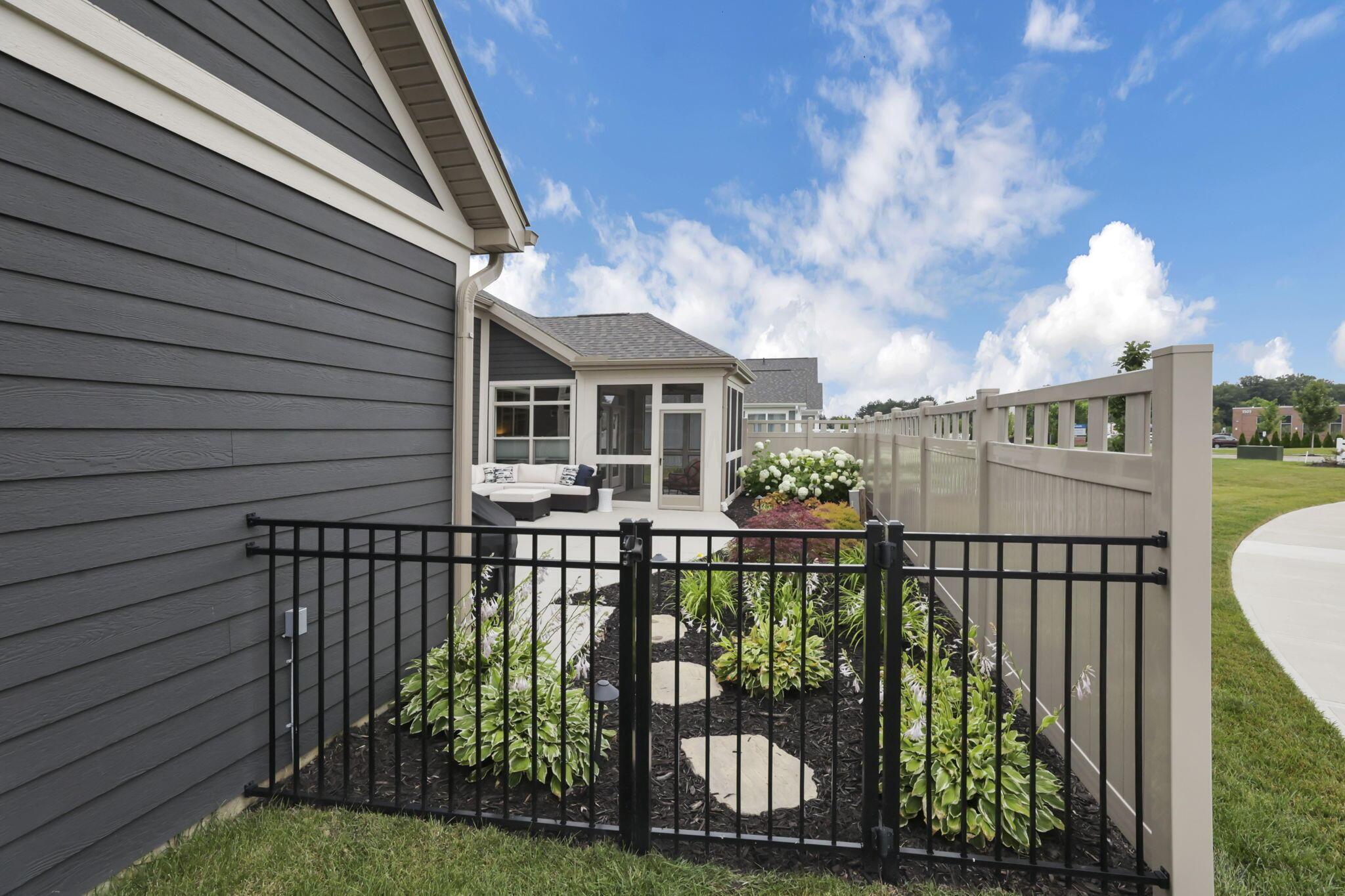 Grove City, Ohio, 43123, United States, 3 Bedrooms Bedrooms, ,2 BathroomsBathrooms,Residential,For Sale,1977701