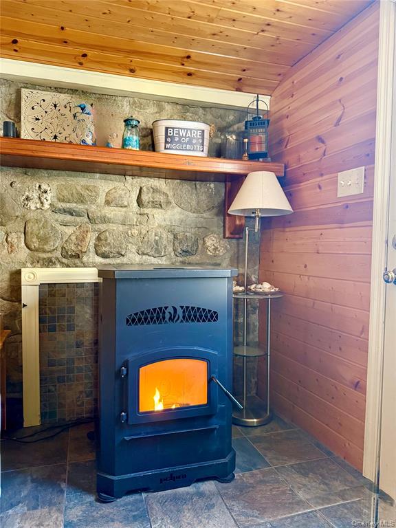 salt Point, New York, 12578, United States, 5 Bedrooms Bedrooms, ,5 BathroomsBathrooms,Residential,For Sale,2005209