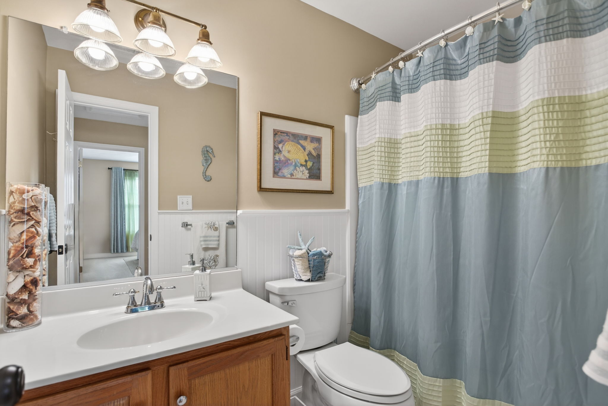 Virginia Beach, Virginia, 23456, United States, 4 Bedrooms Bedrooms, ,3 BathroomsBathrooms,Residential,For Sale,2012108