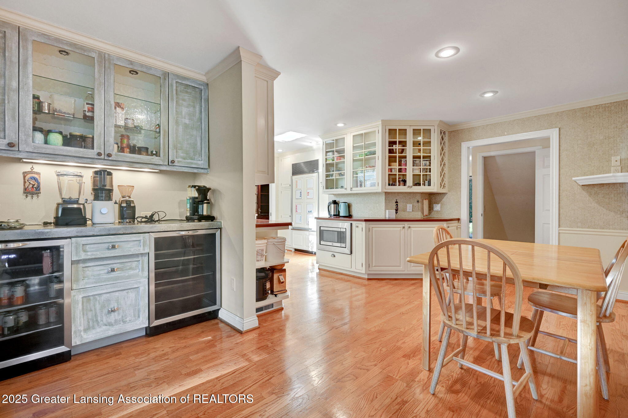 Okemos, Michigan, 48864, United States, 4 Bedrooms Bedrooms, ,4 BathroomsBathrooms,Residential,For Sale,1912445