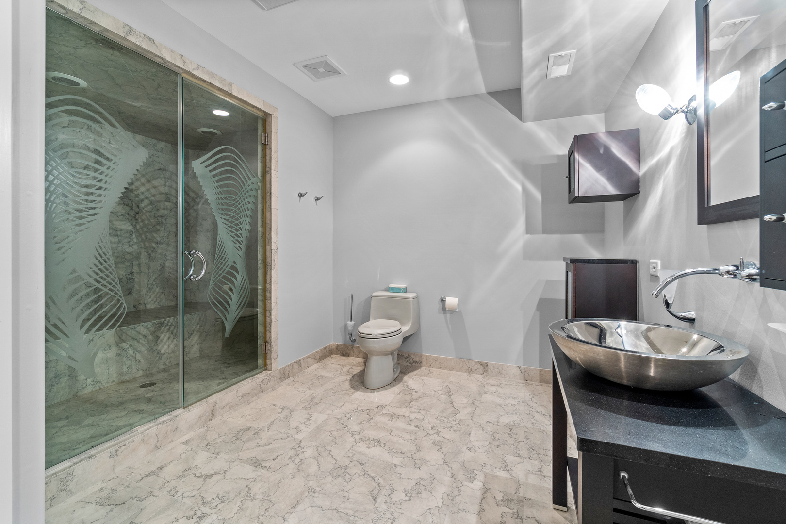 Oswego, Illinois, 60543, United States, 5 Bedrooms Bedrooms, ,7 BathroomsBathrooms,Residential,For Sale,1982116