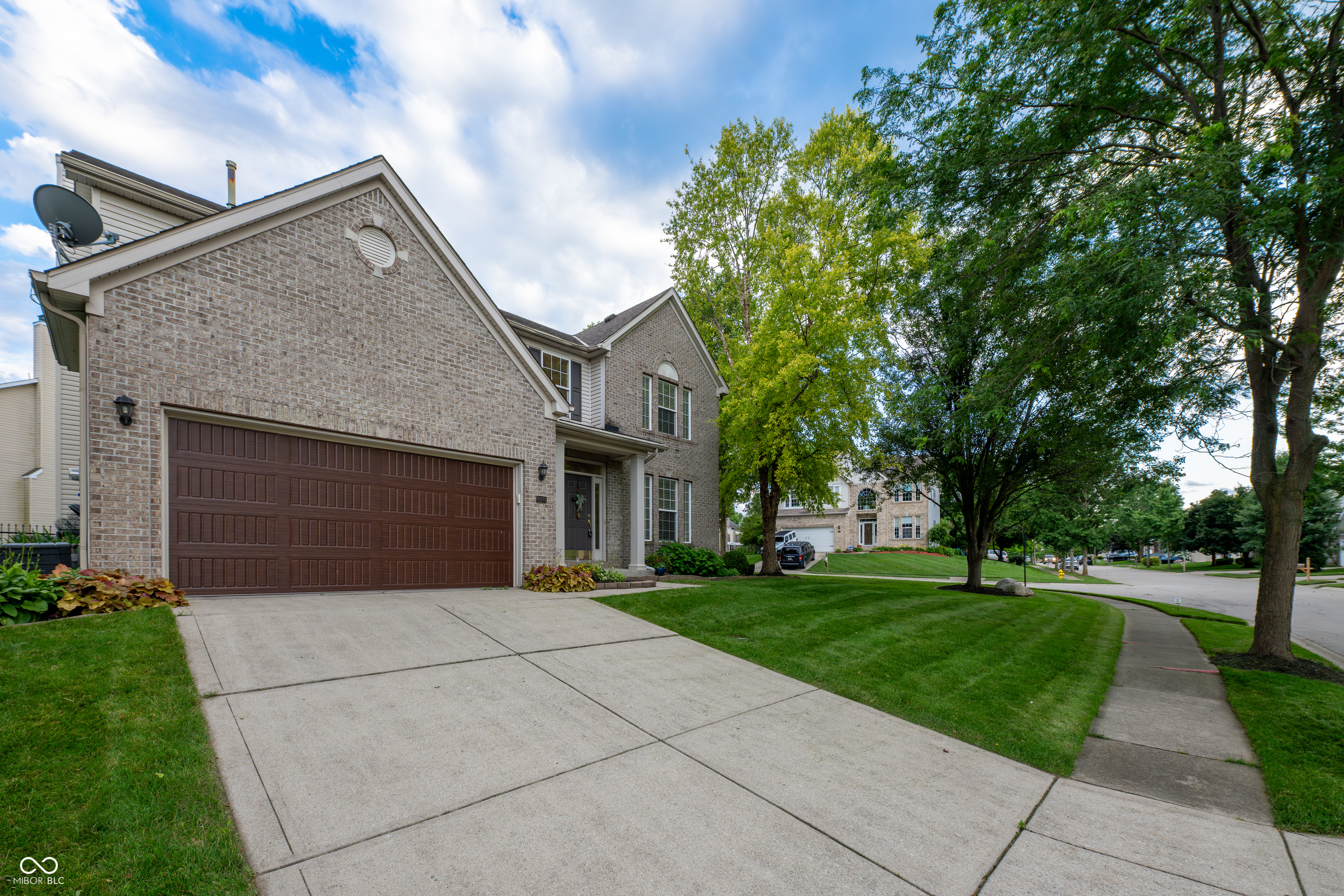 Carmel, Indiana, 46033, United States, 4 Bedrooms Bedrooms, ,4 BathroomsBathrooms,Residential,For Sale,1975371