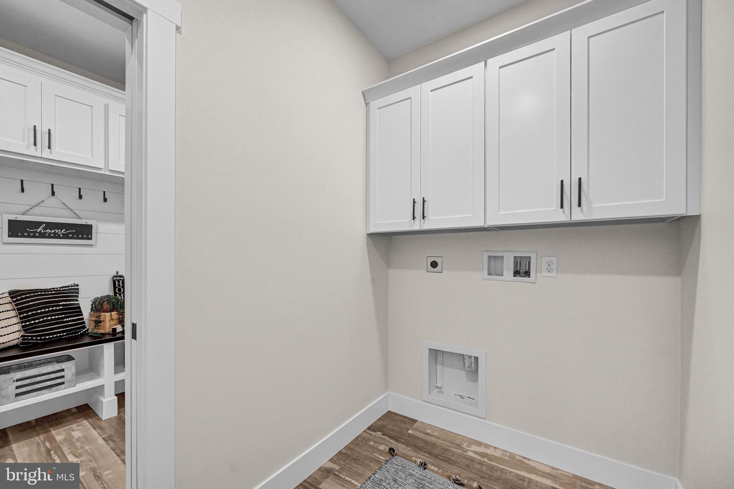 705 Oxford Drive Unit 39, York, Pennsylvania, 17406, United States, 4 Bedrooms Bedrooms, ,5 BathroomsBathrooms,Residential,For Sale,705 Oxford Drive Unit 39,1628330