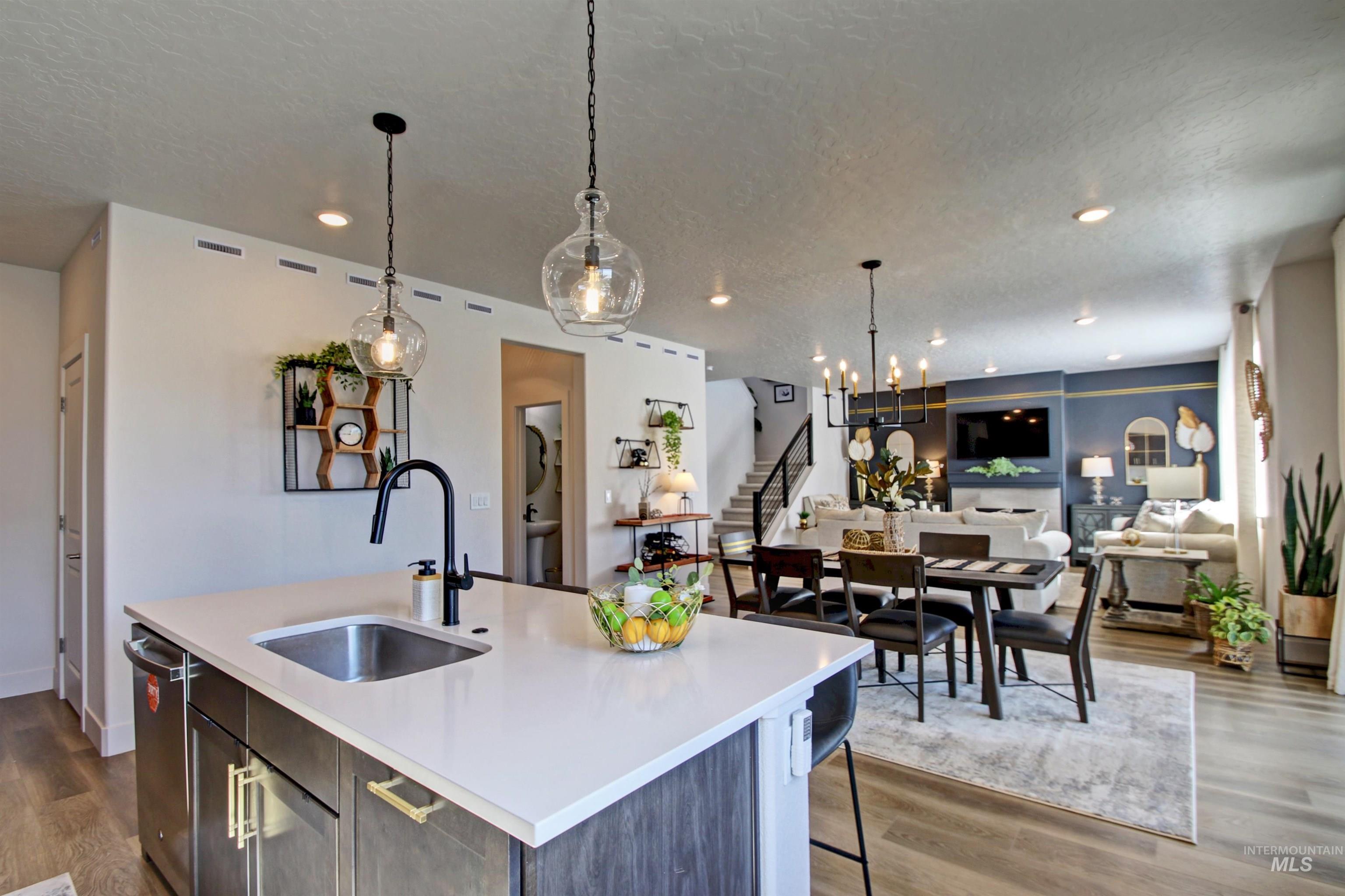 Meridian, Idaho, 83642, United States, 4 Bedrooms Bedrooms, ,Residential,For Sale,1911004