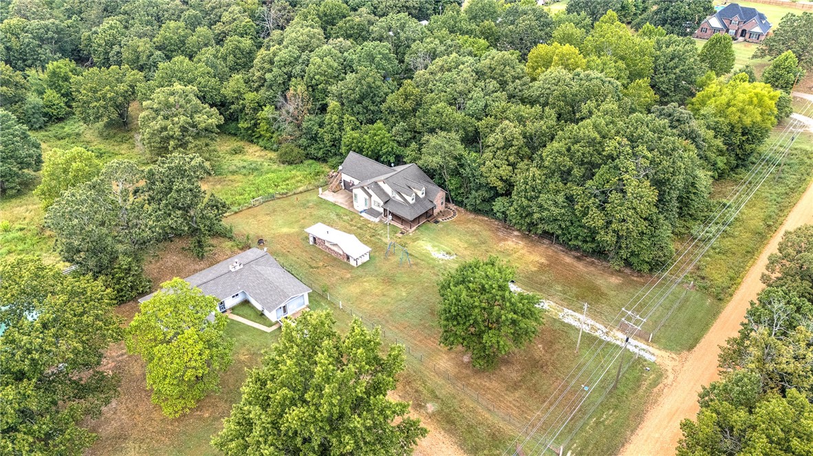 Gravette, Arkansas, 72736, United States, 3 Bedrooms Bedrooms, ,3 BathroomsBathrooms,Residential,For Sale,1933044