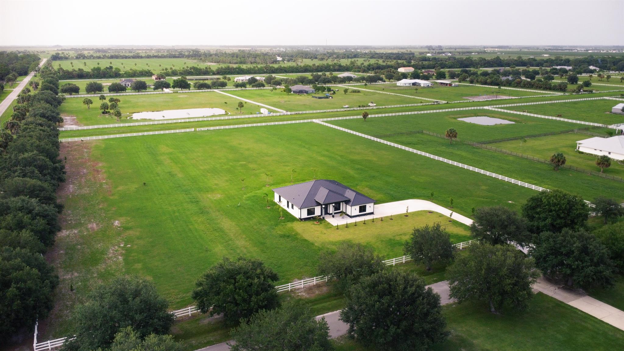 Port St Lucie, Florida, 34987, United States, 4 Bedrooms Bedrooms, ,3 BathroomsBathrooms,Residential,For Sale,1974445