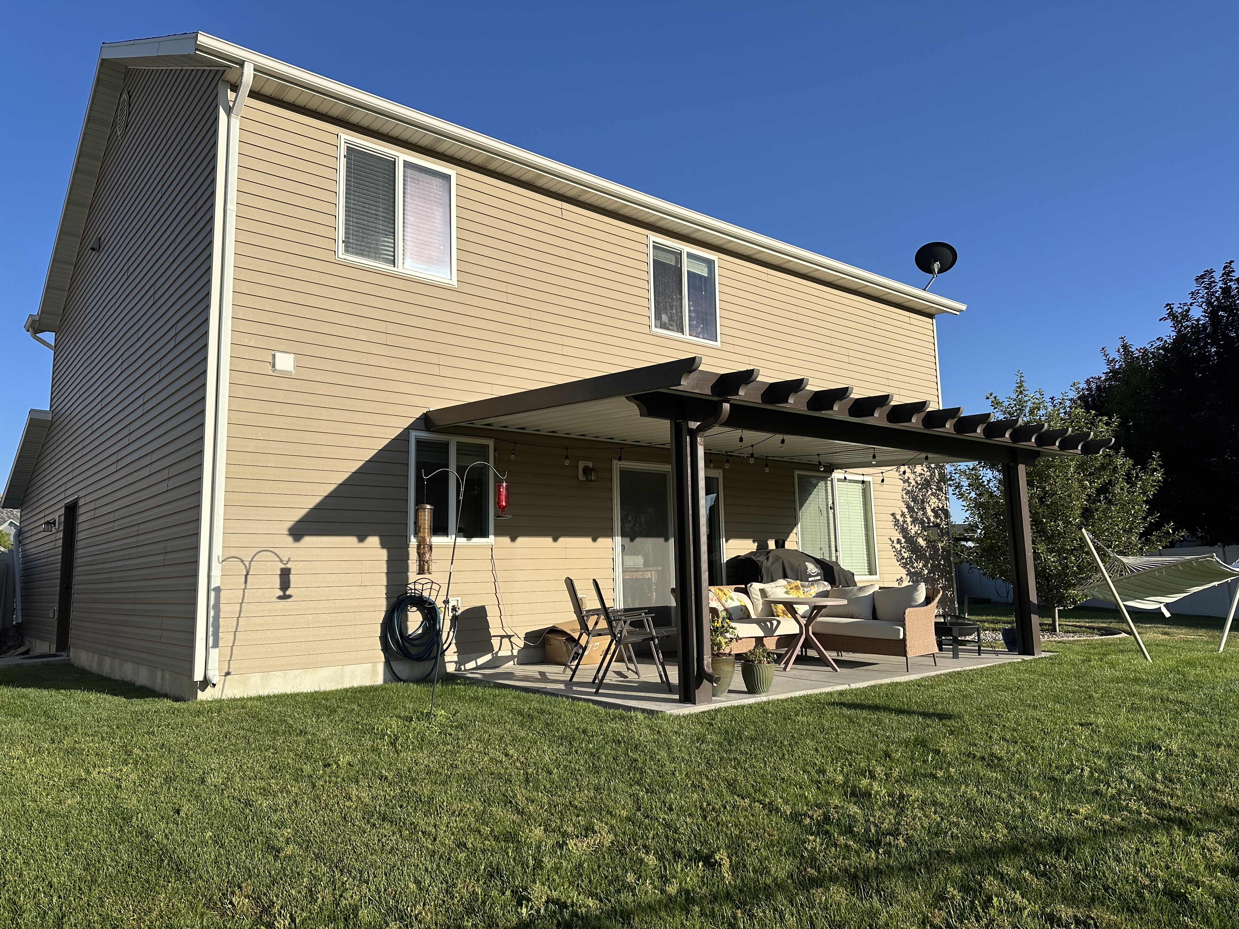 Brigham, Utah, 84302, United States, 4 Bedrooms Bedrooms, ,3 BathroomsBathrooms,Residential,For Sale,1903328