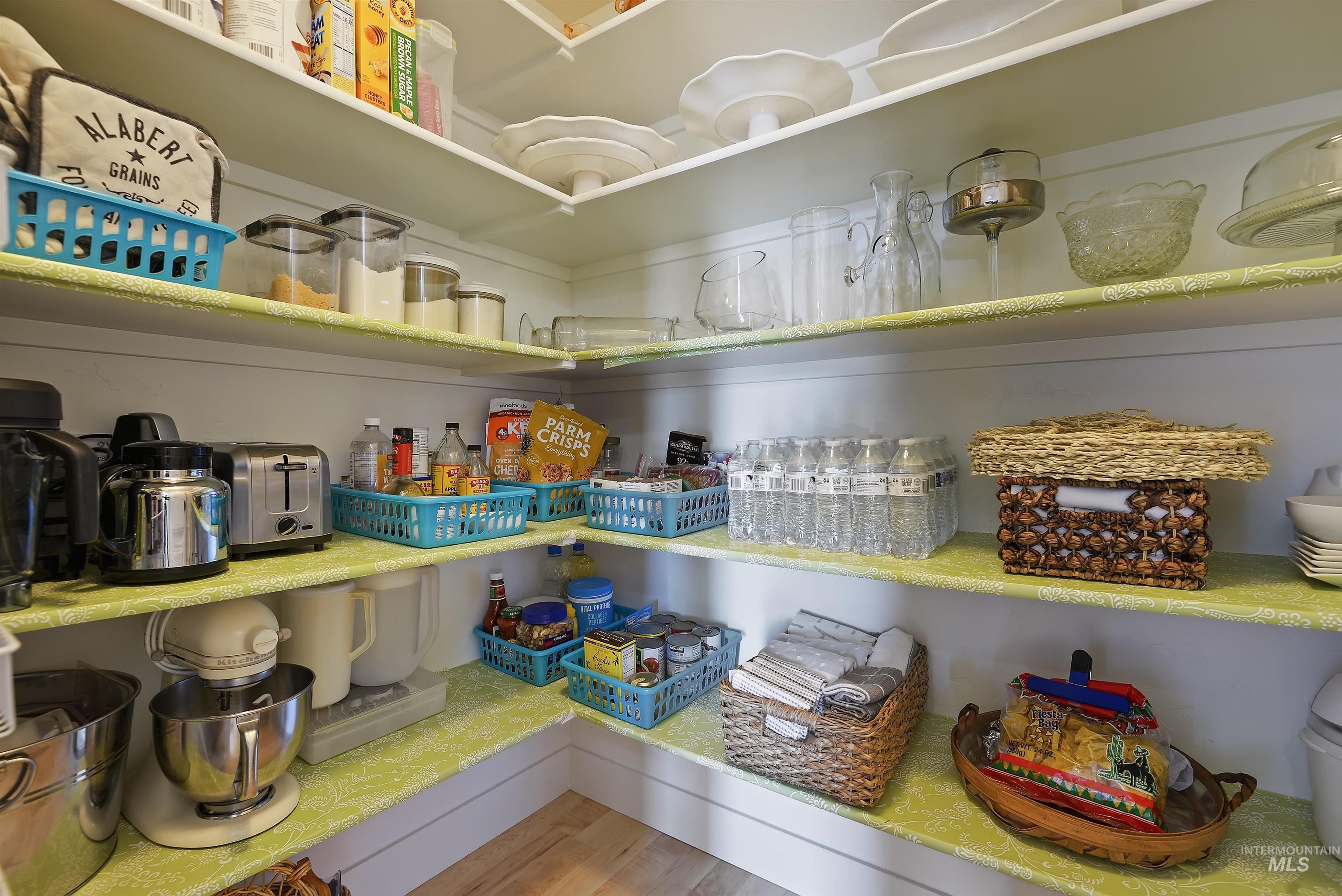 4923 Torana St, Meridian, Idaho, 83646, United States, 3 Bedrooms Bedrooms, ,2 BathroomsBathrooms,Residential,For Sale,4923 Torana St,1627957