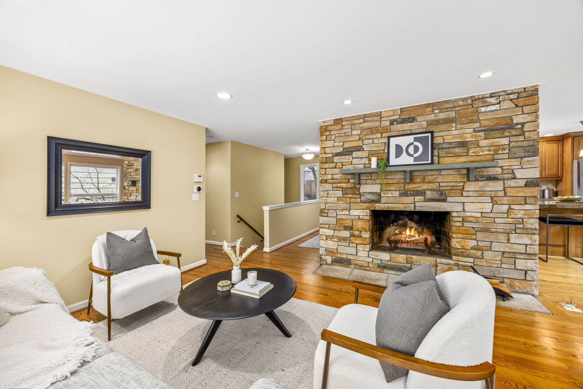  231 105th Ave SE, Bellevue, WA 98004 - 物件實景