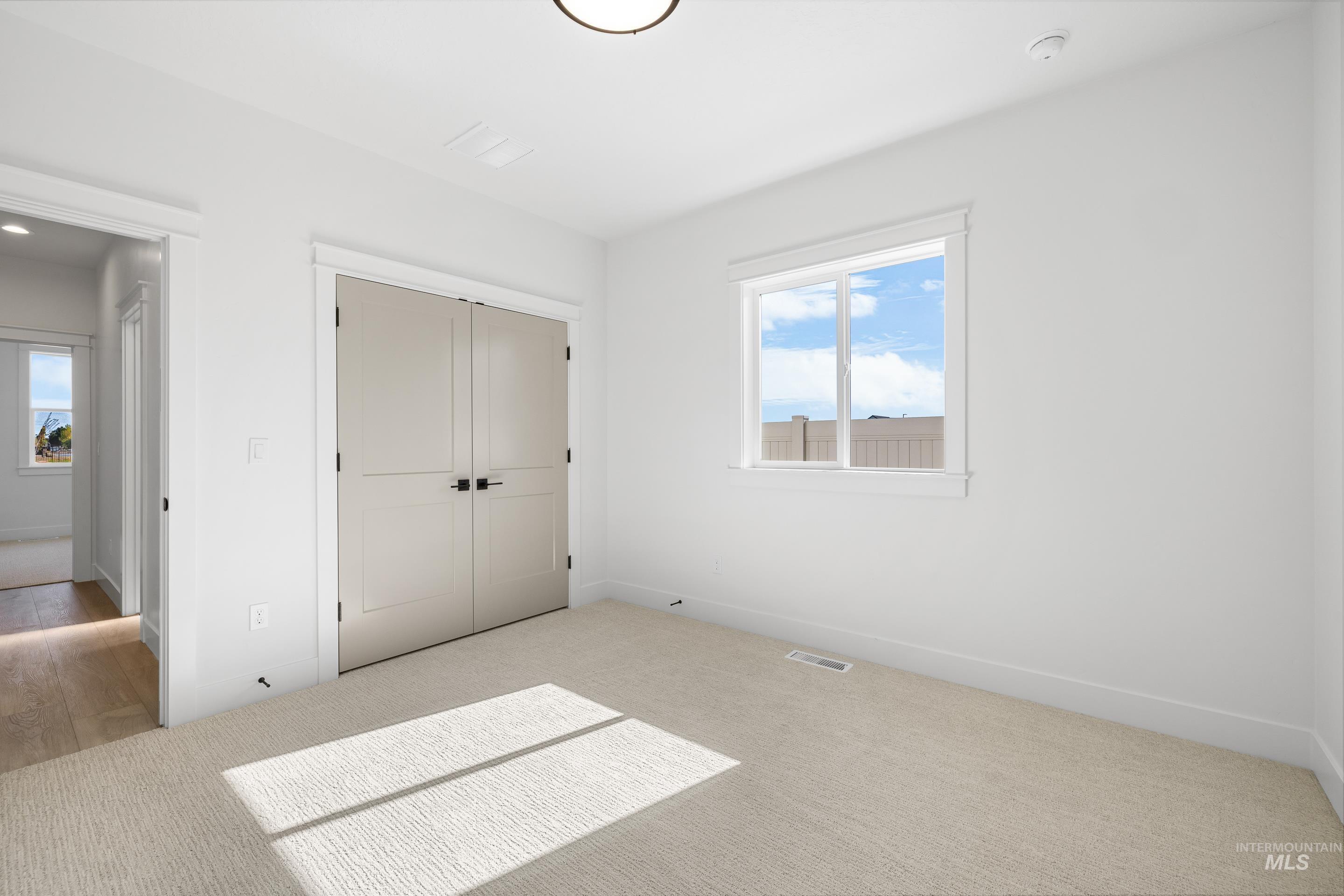 Kuna, Idaho, 83634, United States, 3 Bedrooms Bedrooms, ,Residential,For Sale,1989227