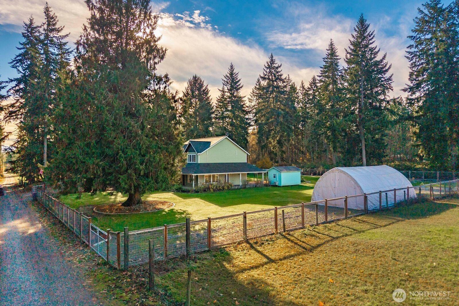 EATONVILLE, Washington, 98328, United States, 4 Bedrooms Bedrooms, ,3 BathroomsBathrooms,Residential,For Sale,1997124