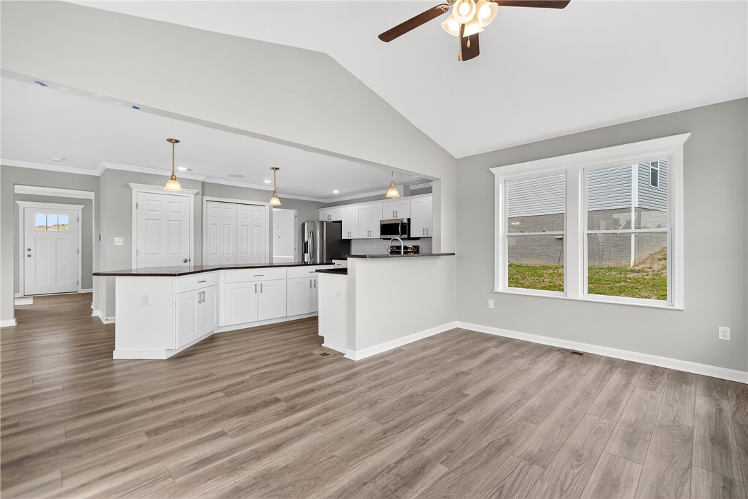 Jefferson Hills, Pennsylvania, 15236, United States, 4 Bedrooms Bedrooms, ,4 BathroomsBathrooms,Residential,For Sale,1982296