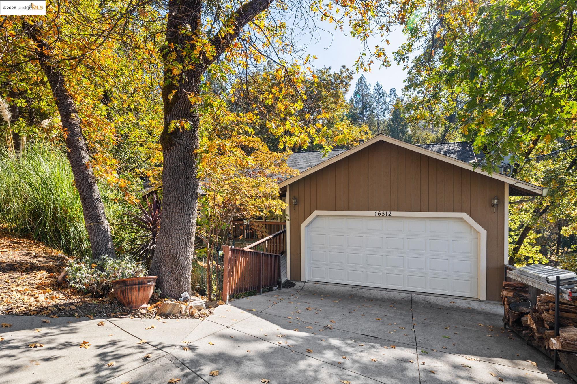 Sonora, California, 95370, United States, 5 Bedrooms Bedrooms, ,3 BathroomsBathrooms,Residential,For Sale,1979113