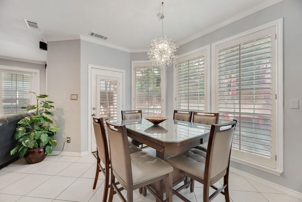 Grapevine, Texas, 76051, United States, 4 Bedrooms Bedrooms, ,3 BathroomsBathrooms,Residential,For Sale,2018283