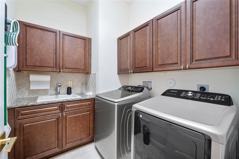 Parkland, Florida, 33076, United States, 3 Bedrooms Bedrooms, ,3 BathroomsBathrooms,Residential,For Sale,1890302