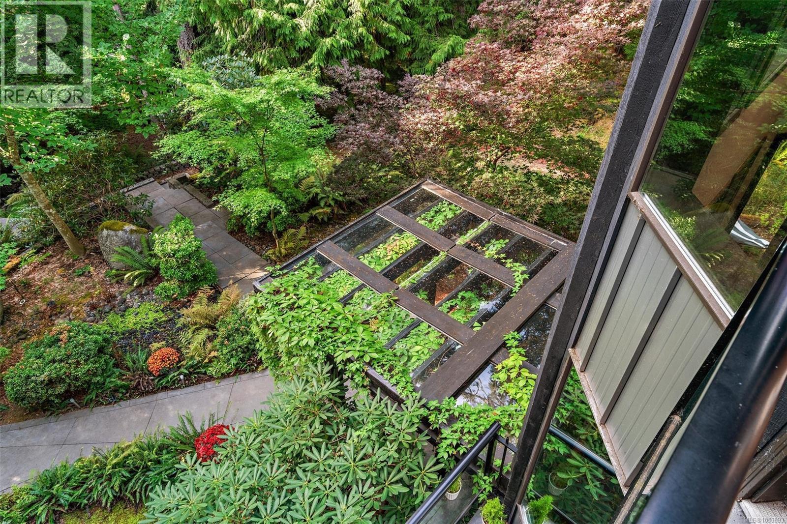 NORTH SAANICH, British Columbia, V8L 5K1, CA, 3 Bedrooms Bedrooms, ,3 BathroomsBathrooms,Residential,For Sale,1951213