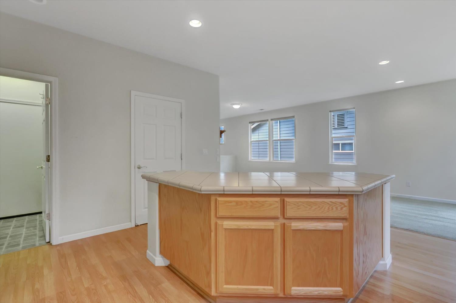 Grass Valley, California, 95945, United States, 2 Bedrooms Bedrooms, ,2 BathroomsBathrooms,Residential,For Sale,2010026