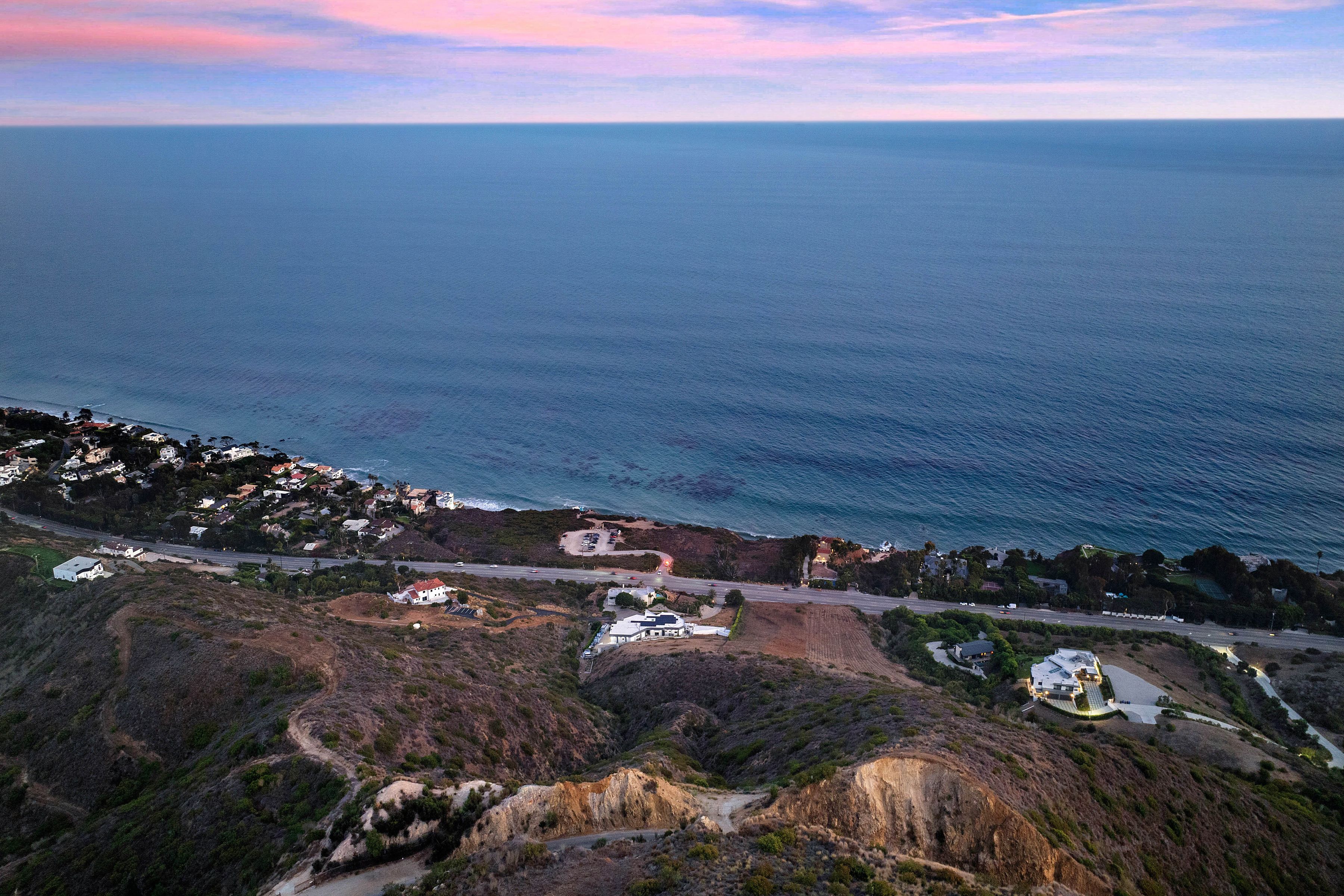  4140 Encinal Canyon Rd - 物件實景