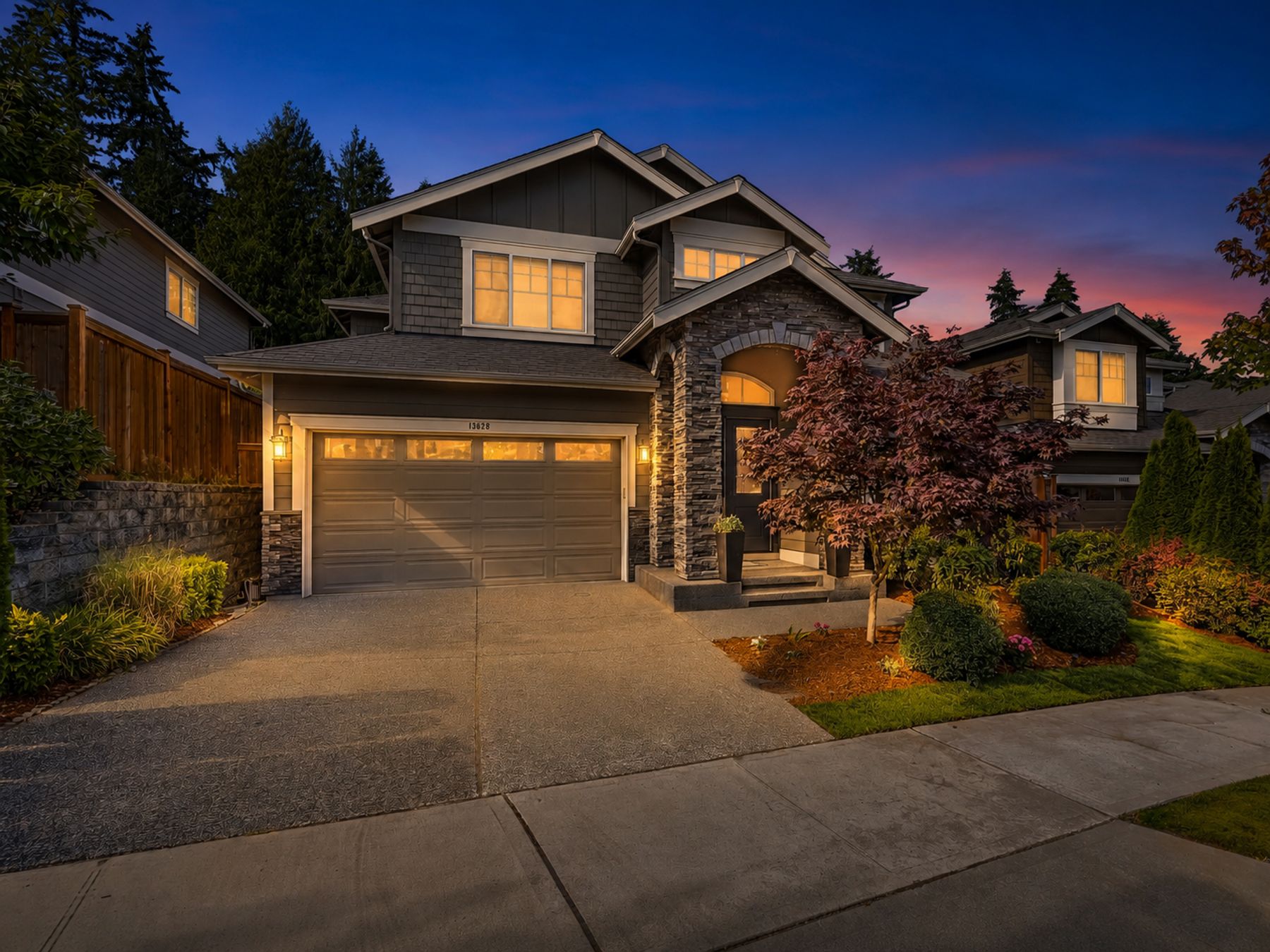  13628 Northeast 133rd Place, Kirkland, WA 98034 - 物件實景