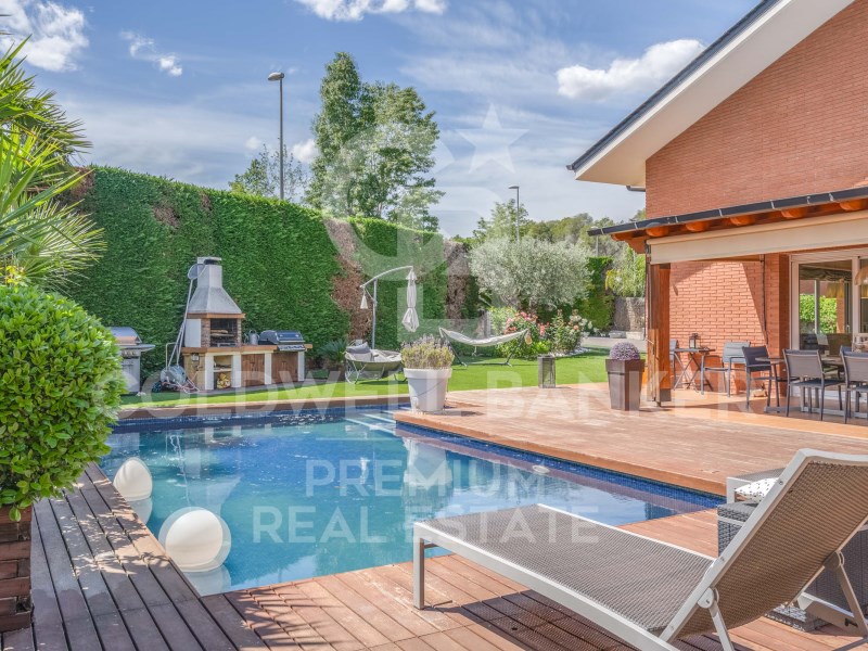 Sant Quirze del Vallès, Catalonia, ES, 5 Bedrooms Bedrooms, ,5 BathroomsBathrooms,Residential,For Sale,1526030