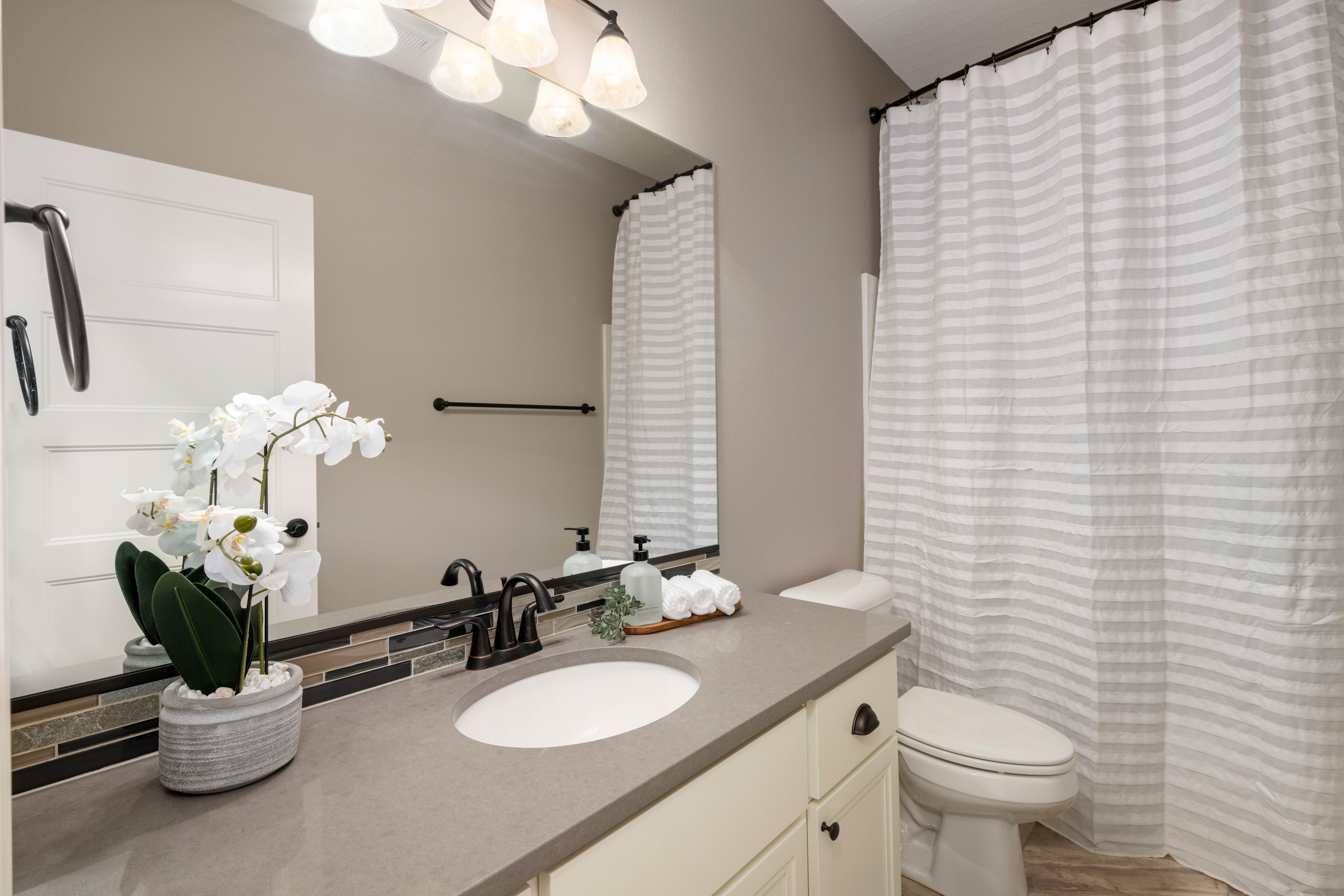  Home Sweet Home in Sagecrest - 物件實景