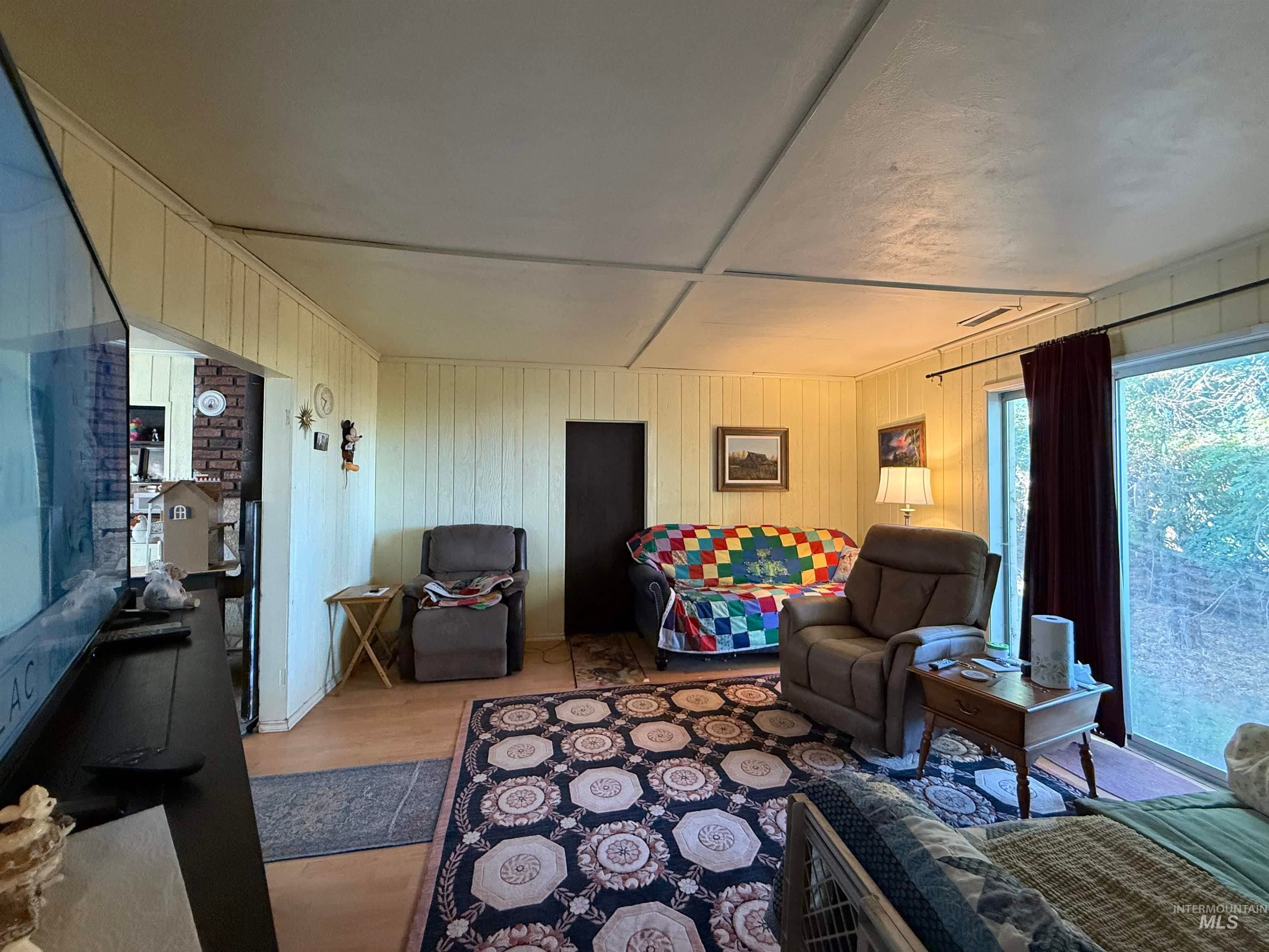 Caldwell, Idaho, 83607, United States, 2 Bedrooms Bedrooms, ,2 BathroomsBathrooms,Residential,For Sale,1974636