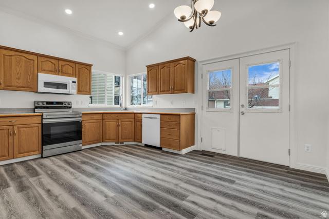 Woods Cross, Utah, 84087, United States, 4 Bedrooms Bedrooms, ,3 BathroomsBathrooms,Residential,For Sale,2005454