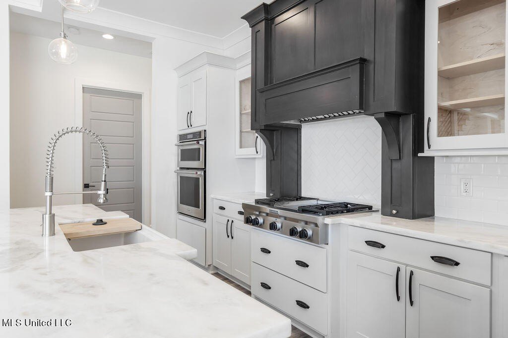 Gulfport, Mississippi, 39501, United States, 4 Bedrooms Bedrooms, ,3 BathroomsBathrooms,Residential,For Sale,1974056