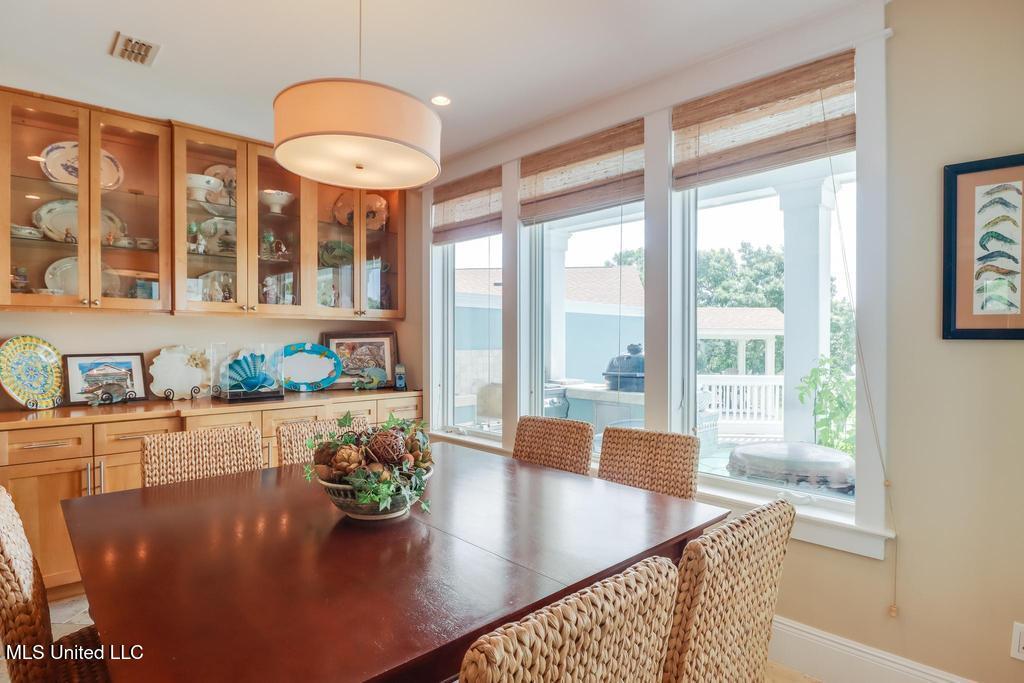 Gulfport, Mississippi, 39507, United States, 4 Bedrooms Bedrooms, ,3 BathroomsBathrooms,Residential,For Sale,1903526