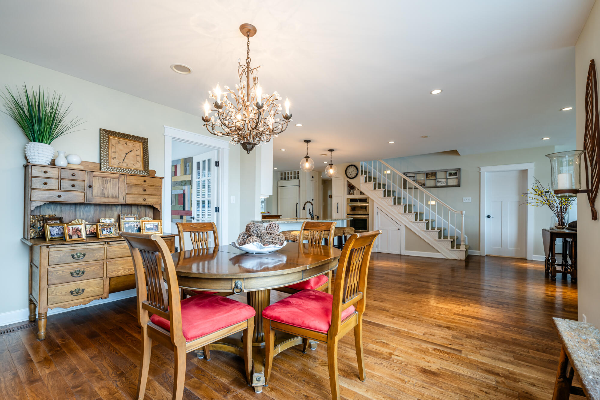 Coloma, Michigan, 49038, United States, 4 Bedrooms Bedrooms, ,6 BathroomsBathrooms,Residential,For Sale,1822414